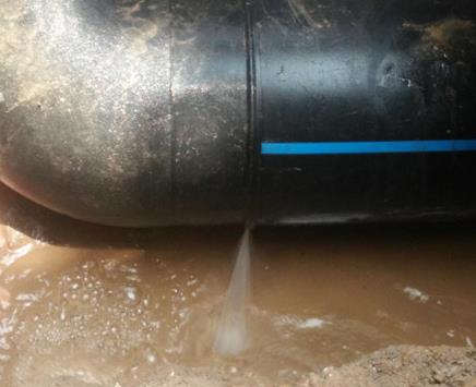 丘北楼顶渗水维修公司为大家分享下丘北卫生间漏水维修修补技术!